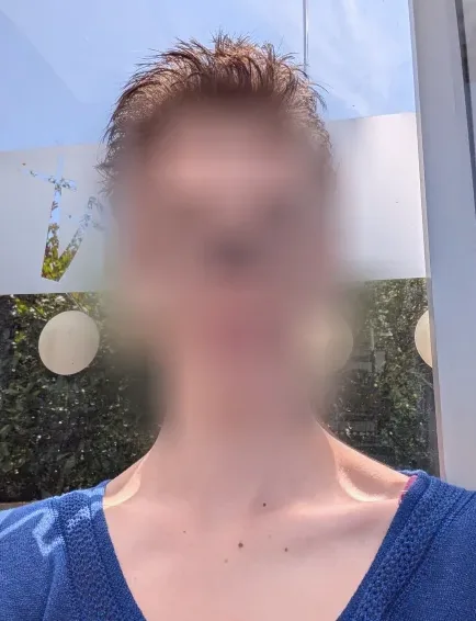 Fabienne, 22