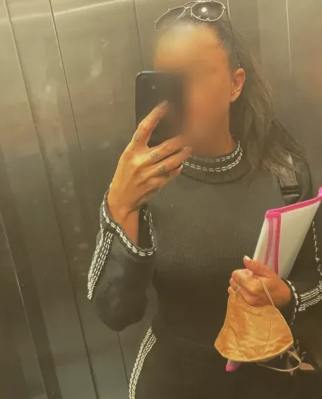 Paula, 39
