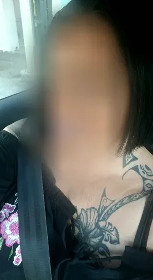 Viktoria, 37