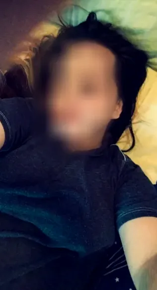 Viktoria, 28